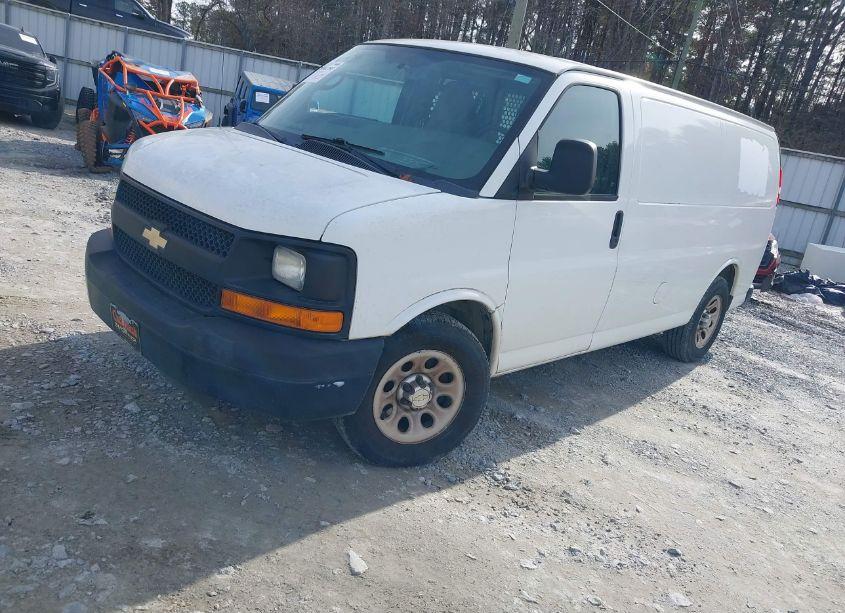 Photo 2 of 2011 Chevrolet Express 1500 WORK VAN (VIN 1GCSGAF47B1111064)