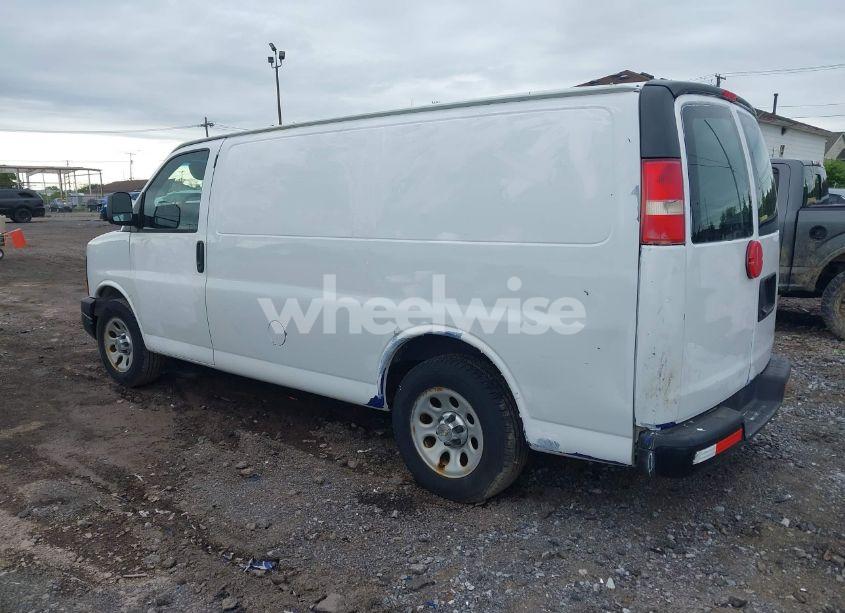 Photo 3 of 2013 Chevrolet Express WORK VAN (VIN 1GCSGAFX0D1171717)