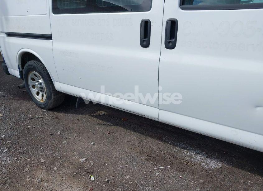 Photo 6 of 2013 Chevrolet Express WORK VAN (VIN 1GCSGAFX0D1171717)