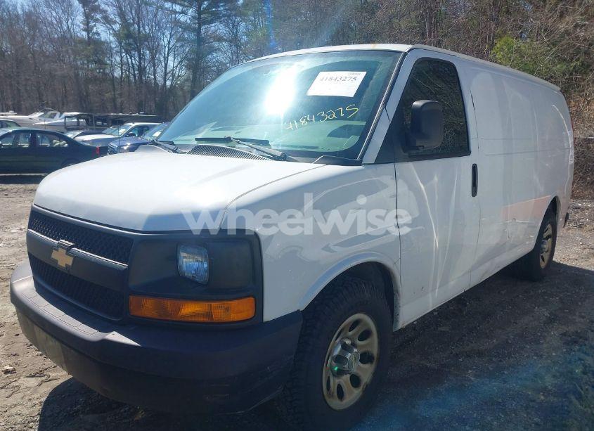 Photo 2 of 2014 Chevrolet Express 1500 WORK VAN (VIN 1GCSGAFX0E1146902)