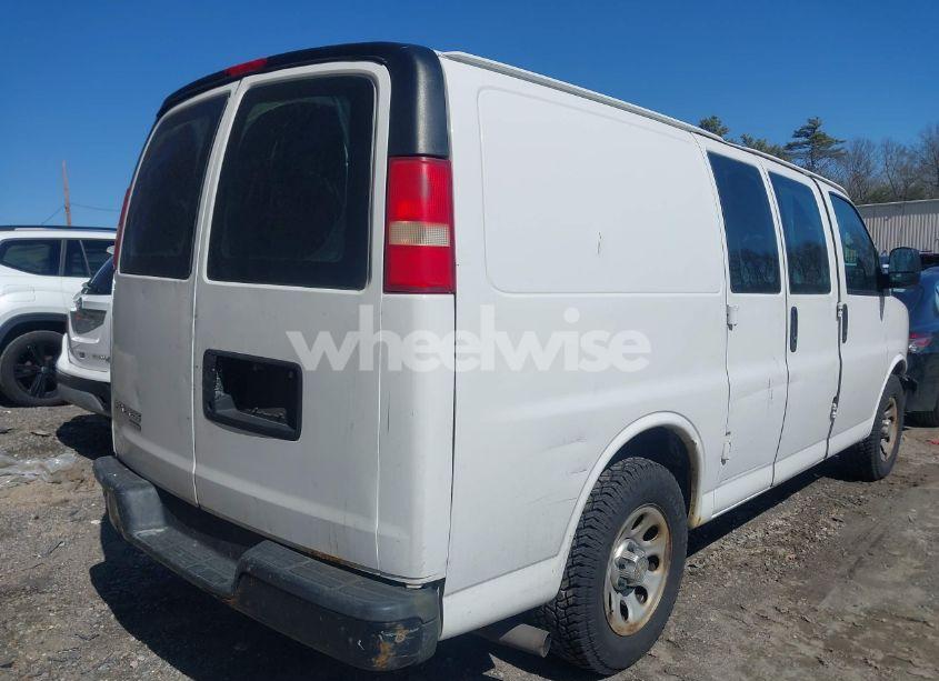 Photo 4 of 2014 Chevrolet Express 1500 WORK VAN (VIN 1GCSGAFX0E1146902)