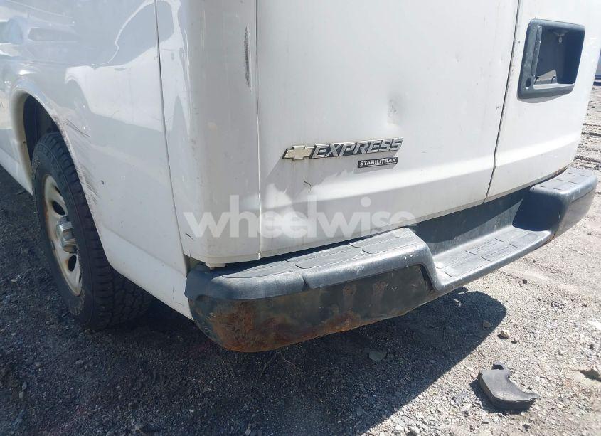 Photo 6 of 2014 Chevrolet Express 1500 WORK VAN (VIN 1GCSGAFX0E1146902)