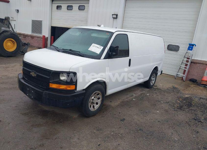 Photo 2 of 2014 Chevrolet Express 1500 WORK VAN (VIN 1GCSGAFX0E1165143)