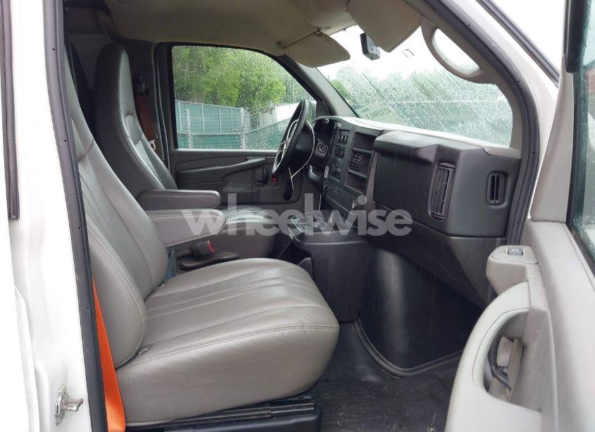 Photo 5 of 2014 Chevrolet Express 1500 WORK VAN (VIN 1GCSGAFX0E1165143)