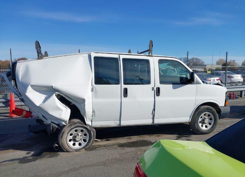 Photo 13 of 2014 Chevrolet Express 1500 WORK VAN (VIN 1GCSGAFX0E1170049)