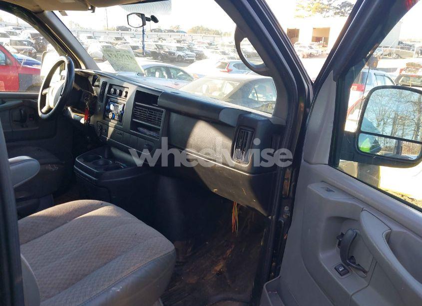 Photo 5 of 2012 Chevrolet Express 1500 WORK VAN (VIN 1GCSGAFX1C1160482)