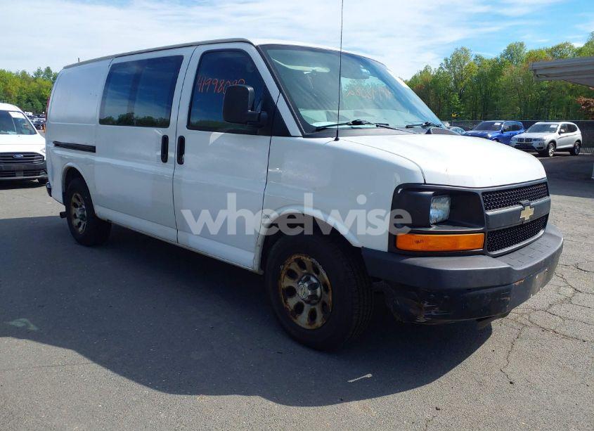 2012 Chevrolet Express 1500 WORK VAN (VIN 1GCSGAFX1C1179128) main photo