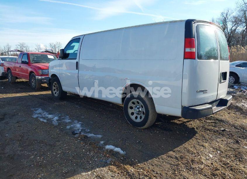 Photo 3 of 2014 Chevrolet Express 1500 WORK VAN (VIN 1GCSGAFX1E1102276)