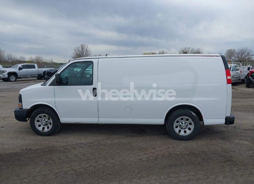 Photo 14 of 2014 Chevrolet Express 1500 WORK VAN (VIN 1GCSGAFX1E1118221)