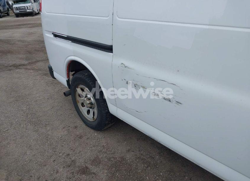 Photo 6 of 2014 Chevrolet Express 1500 WORK VAN (VIN 1GCSGAFX1E1118221)