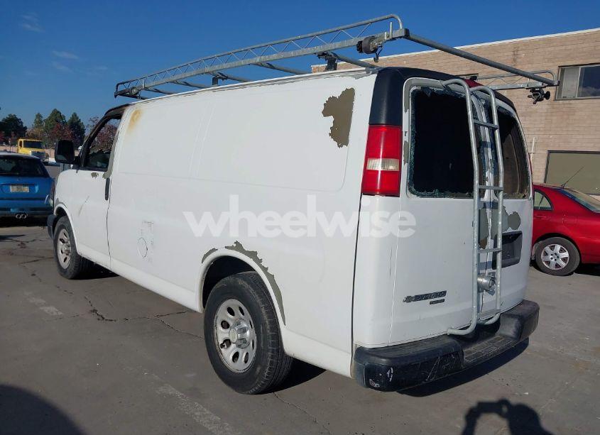 Photo 3 of 2011 Chevrolet Express 1500 WORK VAN (VIN 1GCSGAFX2B1132138)