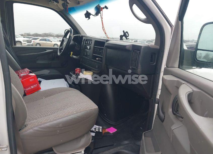 Photo 5 of 2011 Chevrolet Express 1500 WORK VAN (VIN 1GCSGAFX2B1139302)