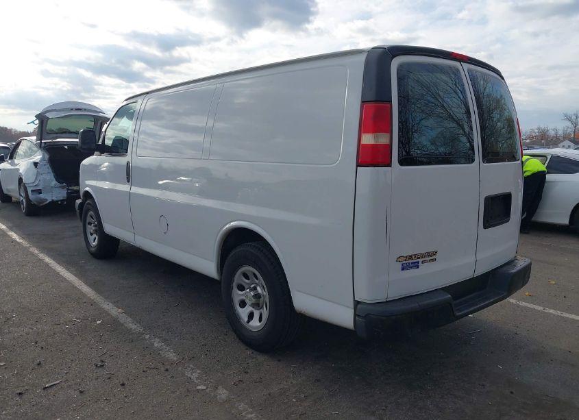 Photo 3 of 2012 Chevrolet Express 1500 WORK VAN (VIN 1GCSGAFX2C1201881)