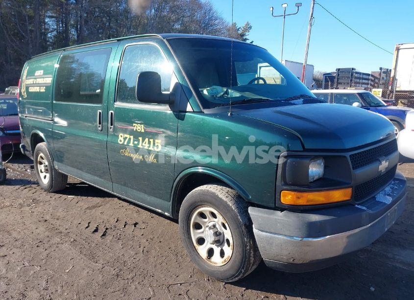 2013 Chevrolet Express 1500 WORK VAN (VIN 1GCSGAFX2D1100678) main photo