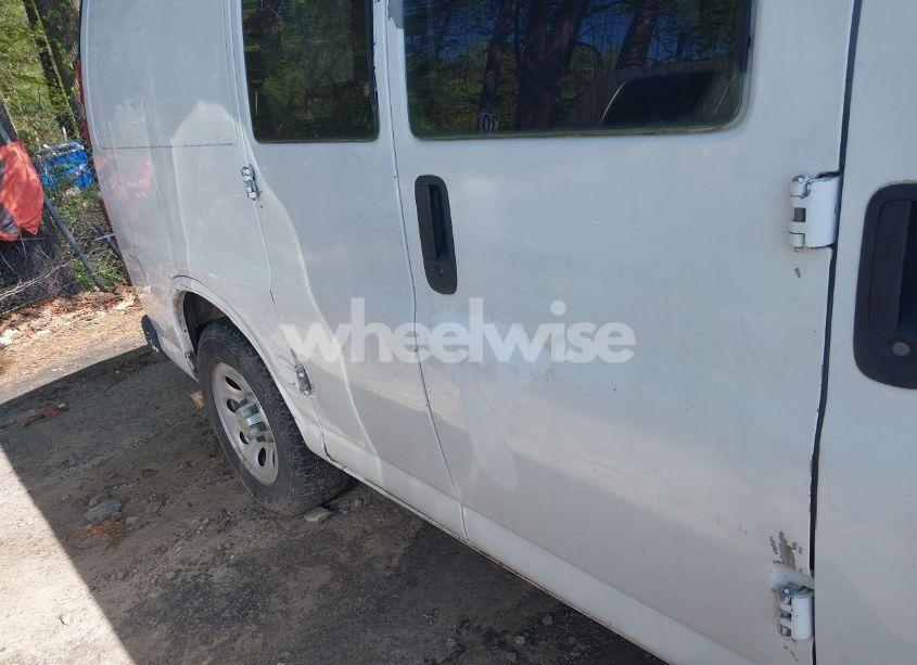 Photo 19 of 2014 Chevrolet Express 1500 WORK VAN (VIN 1GCSGAFX2E1138459)