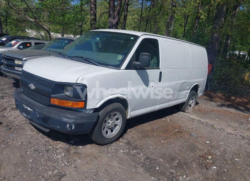 Photo 2 of 2014 Chevrolet Express 1500 WORK VAN (VIN 1GCSGAFX2E1138459)