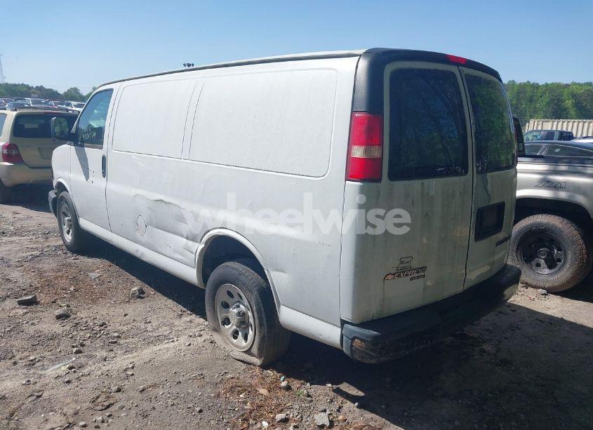 Photo 3 of 2014 Chevrolet Express 1500 WORK VAN (VIN 1GCSGAFX2E1138459)