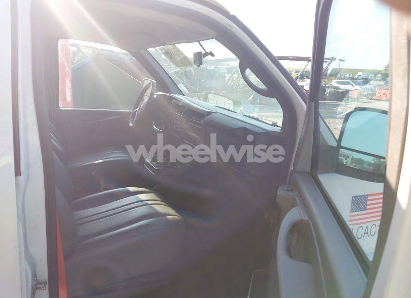 Photo 5 of 2014 Chevrolet Express 1500 WORK VAN (VIN 1GCSGAFX2E1157593)