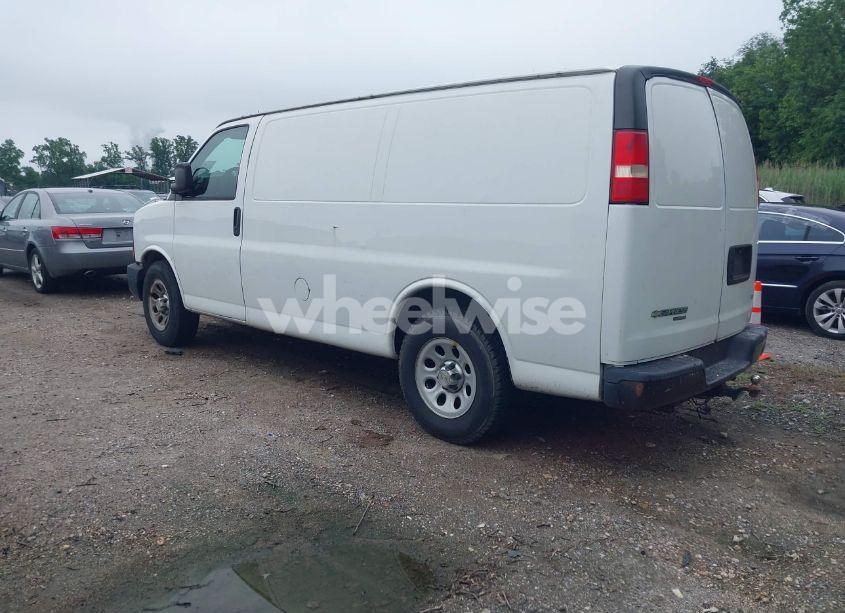 Photo 3 of 2014 Chevrolet Express 1500 WORK VAN (VIN 1GCSGAFX3E1136493)