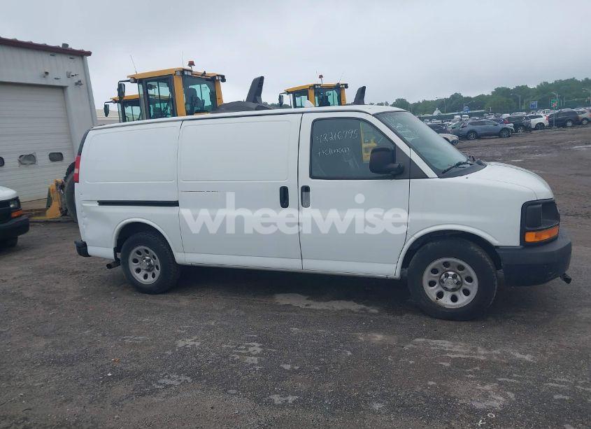 Photo 14 of 2014 Chevrolet Express 1500 WORK VAN (VIN 1GCSGAFX3E1163516)