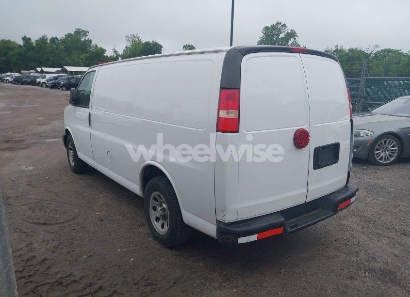 Photo 3 of 2014 Chevrolet Express 1500 WORK VAN (VIN 1GCSGAFX3E1163516)