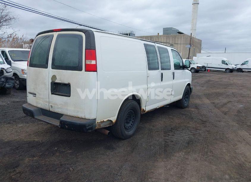 Photo 4 of 2012 Chevrolet Express 1500 WORK VAN (VIN 1GCSGAFX4C1113074)