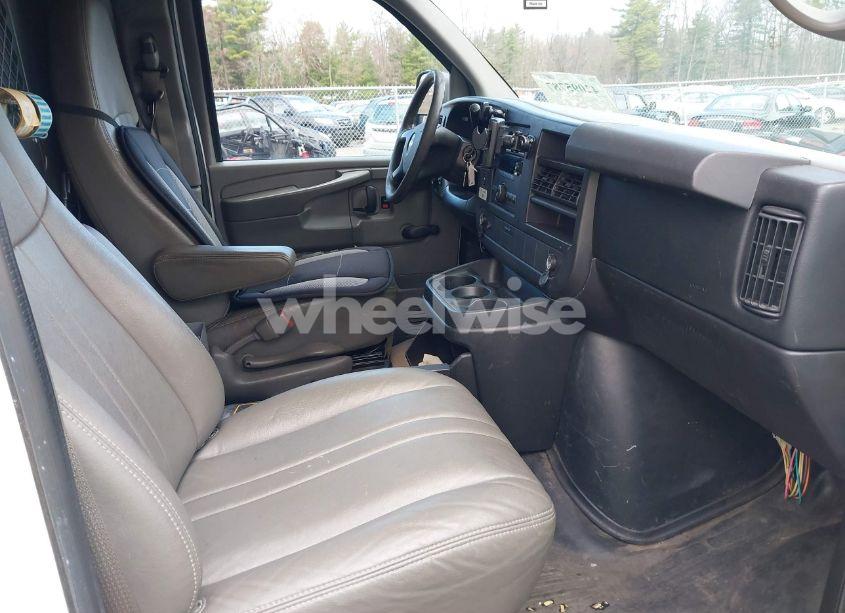 Photo 5 of 2012 Chevrolet Express 1500 WORK VAN (VIN 1GCSGAFX4C1170391)