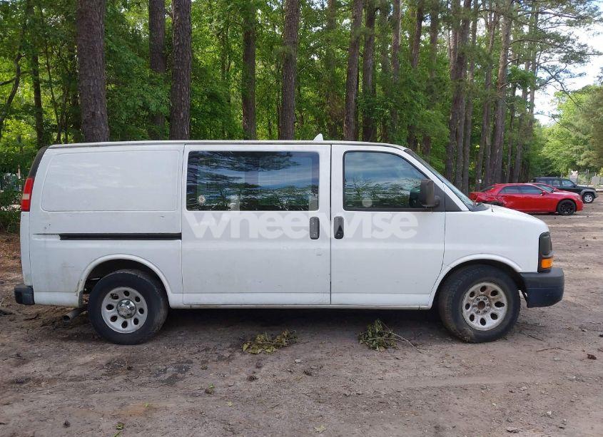 Photo 13 of 2012 Chevrolet Express 1500 WORK VAN (VIN 1GCSGAFX4C1172349)