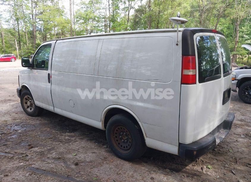Photo 3 of 2012 Chevrolet Express 1500 WORK VAN (VIN 1GCSGAFX4C1172349)