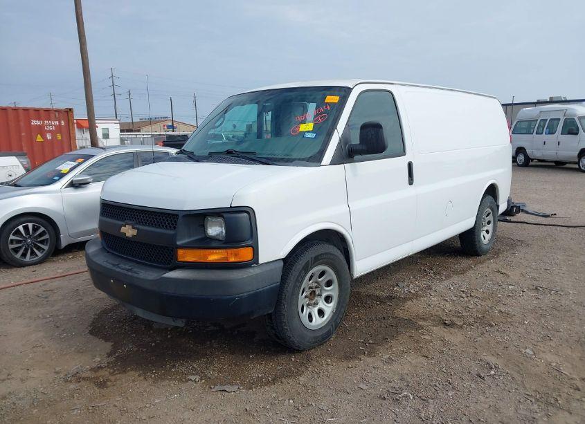Photo 2 of 2014 Chevrolet Express 1500 WORK VAN (VIN 1GCSGAFX4E1101638)