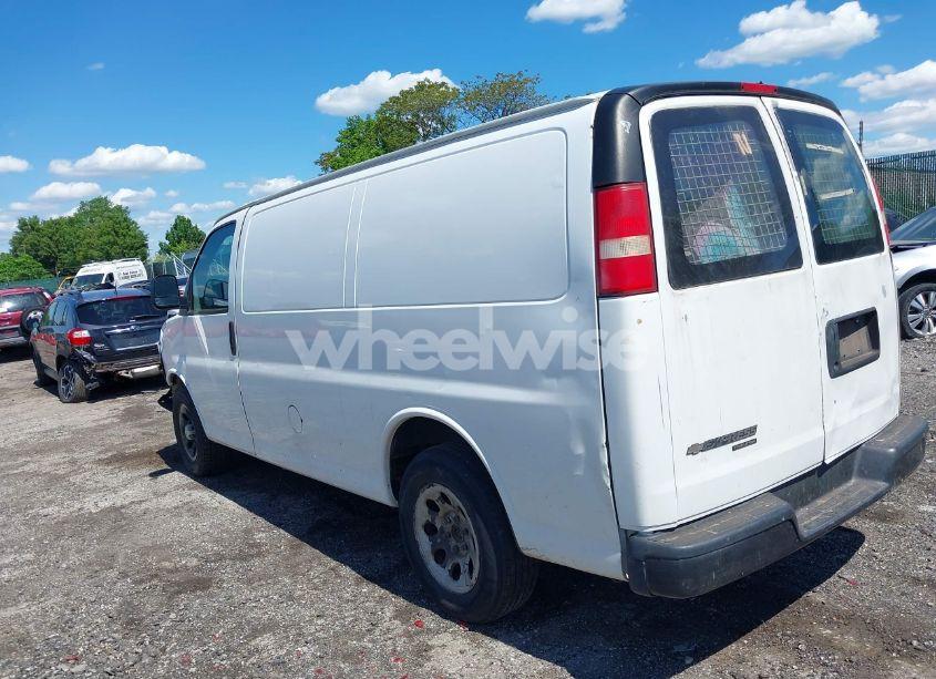 Photo 3 of 2011 Chevrolet Express 1500 WORK VAN (VIN 1GCSGAFX5B1149354)