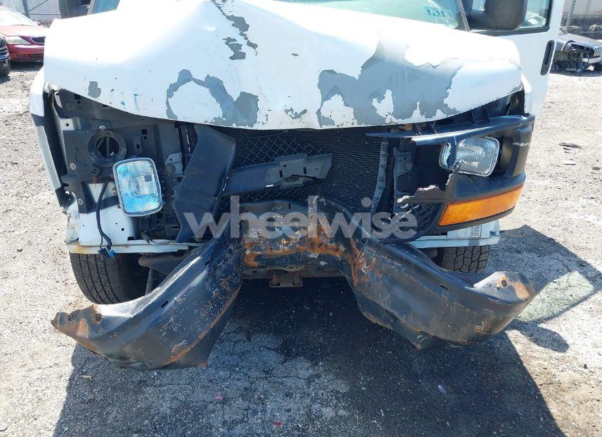 Photo 6 of 2011 Chevrolet Express 1500 WORK VAN (VIN 1GCSGAFX5B1149354)