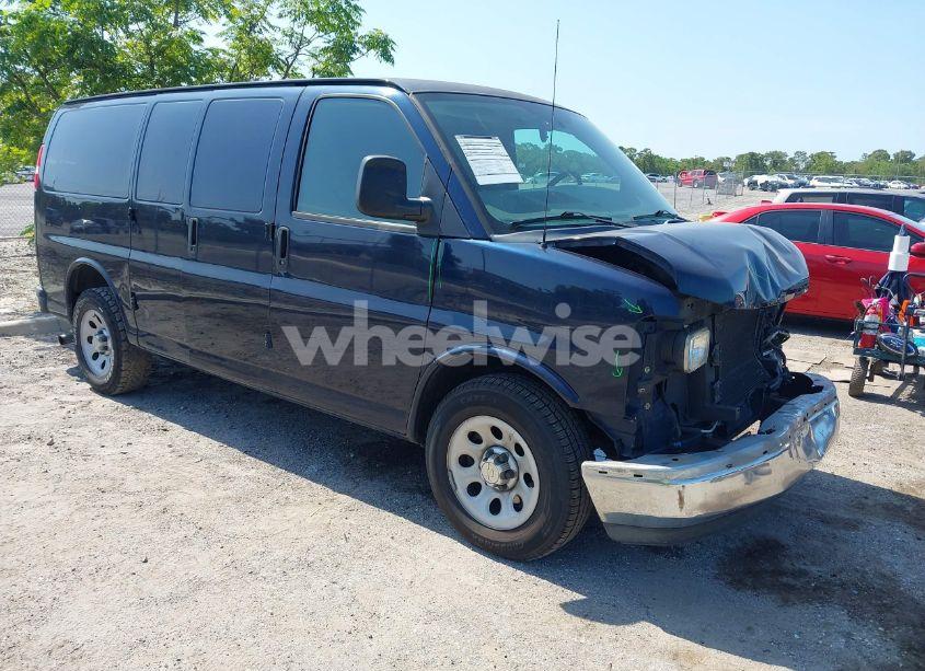 2013 Chevrolet Express 1500 WORK VAN (VIN 1GCSGAFX5D1155948) main photo