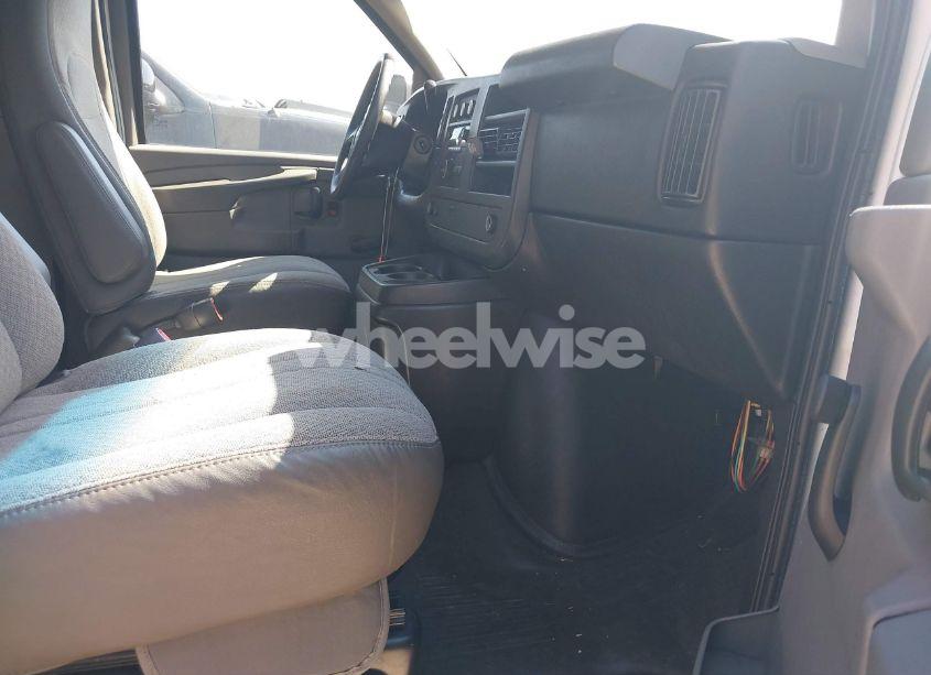 Photo 5 of 2012 Chevrolet Express 1500 WORK VAN (VIN 1GCSGAFX6C1144925)