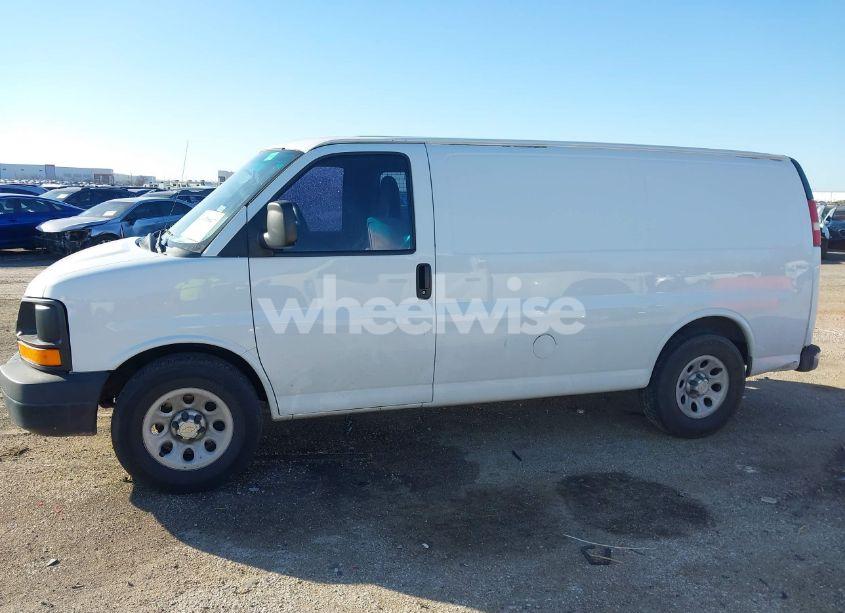 Photo 14 of 2014 Chevrolet Express 1500 WORK VAN (VIN 1GCSGAFX6E1129330)