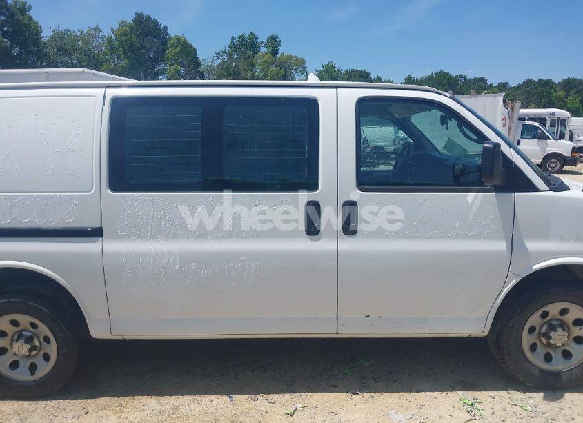 Photo 13 of 2014 Chevrolet Express 1500 WORK VAN (VIN 1GCSGAFX6E1157371)