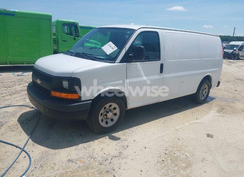 Photo 2 of 2014 Chevrolet Express 1500 WORK VAN (VIN 1GCSGAFX6E1157371)