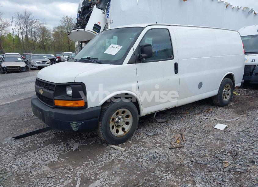 Photo 2 of 2014 Chevrolet Express 1500 WORK VAN (VIN 1GCSGAFX6E1167883)