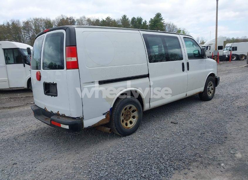 Photo 4 of 2014 Chevrolet Express 1500 WORK VAN (VIN 1GCSGAFX6E1167883)