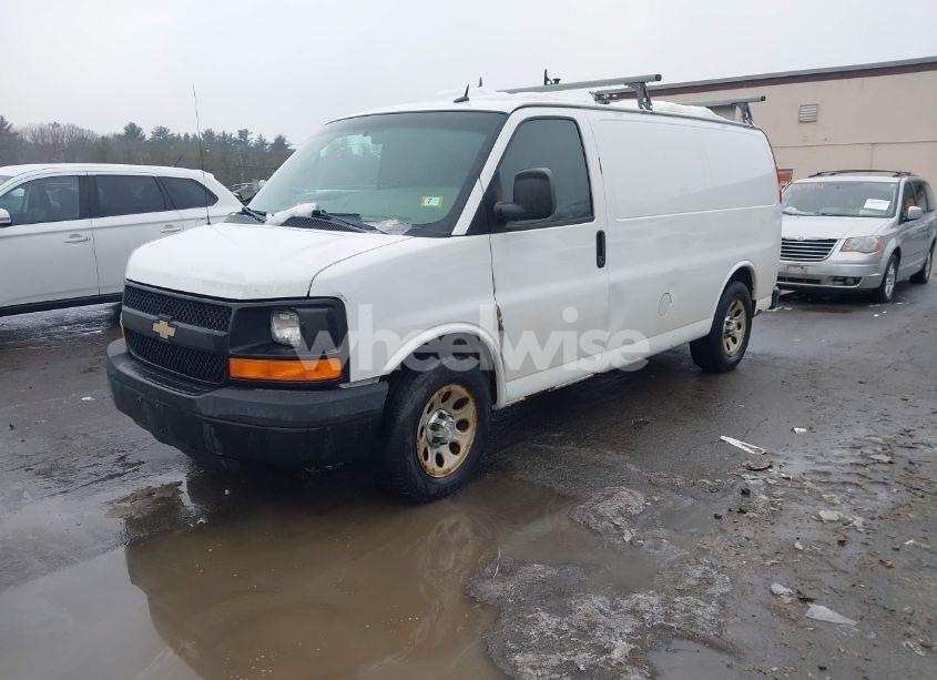 Photo 2 of 2014 Chevrolet Express 1500 WORK VAN (VIN 1GCSGAFX6E1190872)