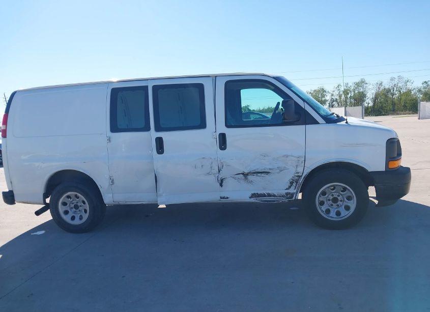 Photo 13 of 2014 Chevrolet Express 1500 WORK VAN (VIN 1GCSGAFX6E1201286)