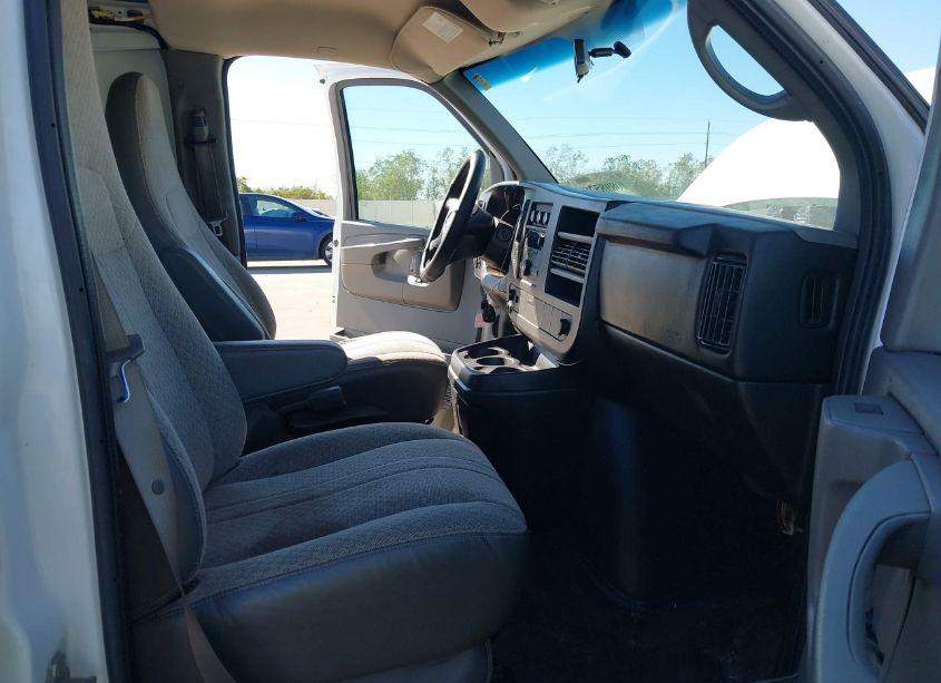 Photo 5 of 2014 Chevrolet Express 1500 WORK VAN (VIN 1GCSGAFX6E1201286)