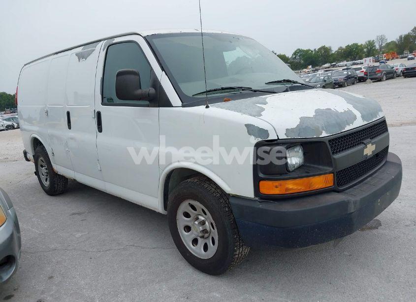 2012 Chevrolet Express 1500 WORK VAN (VIN 1GCSGAFX7C1124523) main photo