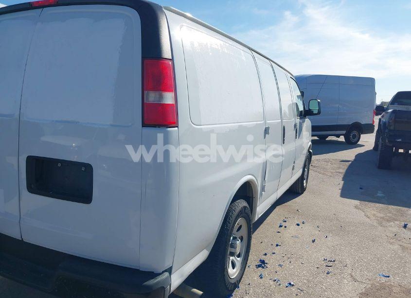 Photo 4 of 2012 Chevrolet Express 1500 WORK VAN (VIN 1GCSGAFX7C1202105)