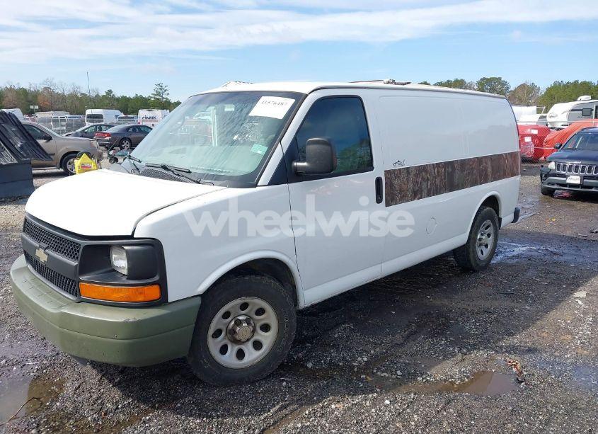 Photo 2 of 2014 Chevrolet Express 1500 WORK VAN (VIN 1GCSGAFX7E1143902)