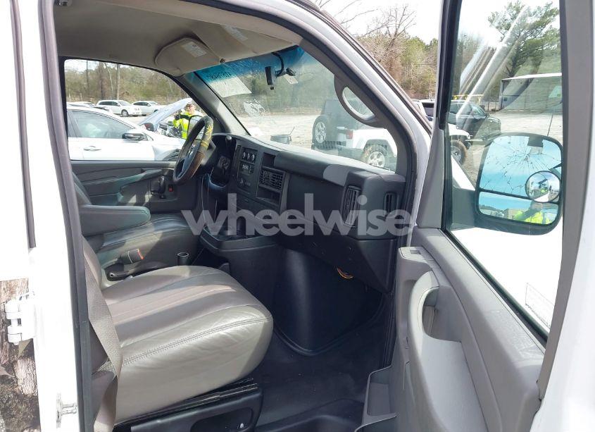 Photo 5 of 2014 Chevrolet Express 1500 WORK VAN (VIN 1GCSGAFX7E1143902)