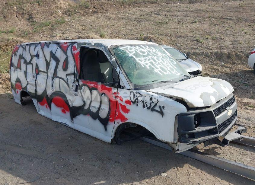 2012 Chevrolet Express 1500 WORK VAN (VIN 1GCSGAFX8C1101381) main photo