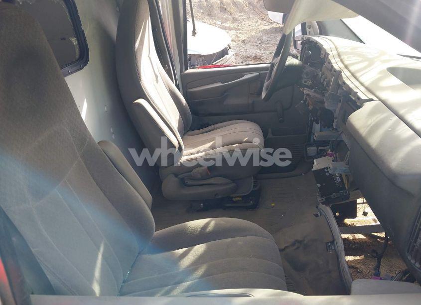 Photo 5 of 2012 Chevrolet Express 1500 WORK VAN (VIN 1GCSGAFX8C1101381)