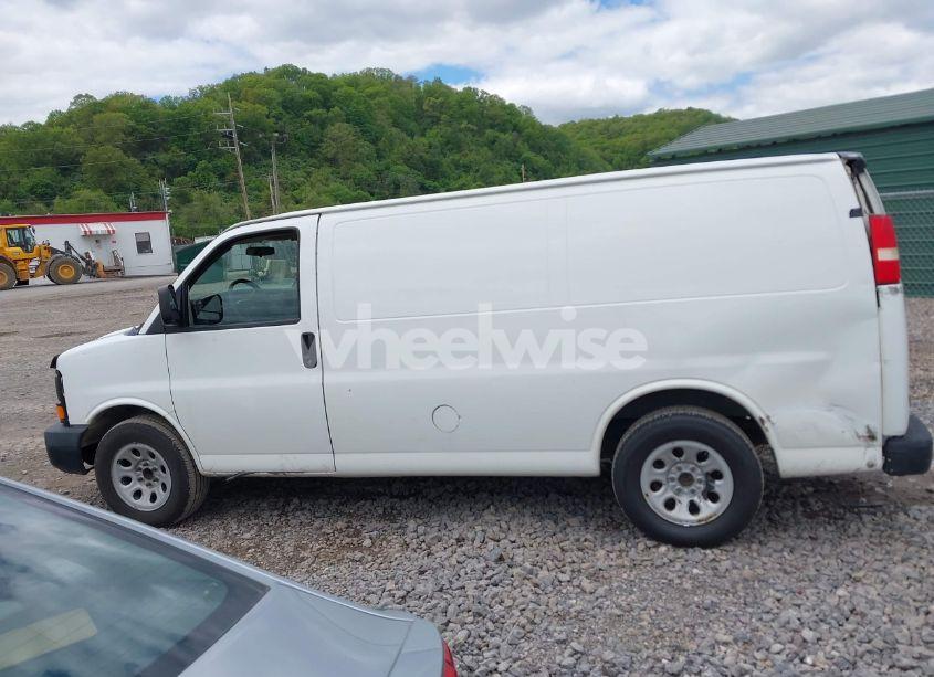 Photo 15 of 2014 Chevrolet Express 1500 WORK VAN (VIN 1GCSGAFX8E1104025)