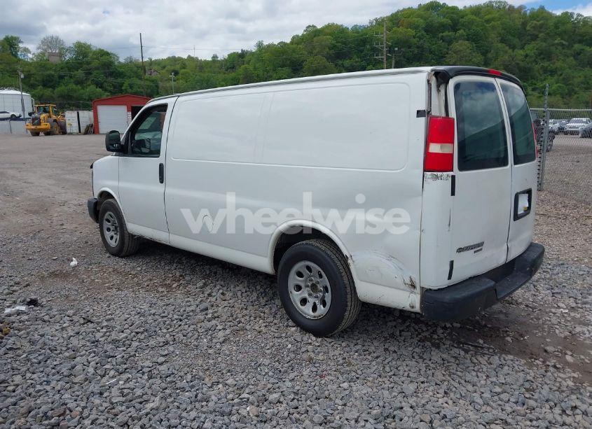 Photo 3 of 2014 Chevrolet Express 1500 WORK VAN (VIN 1GCSGAFX8E1104025)